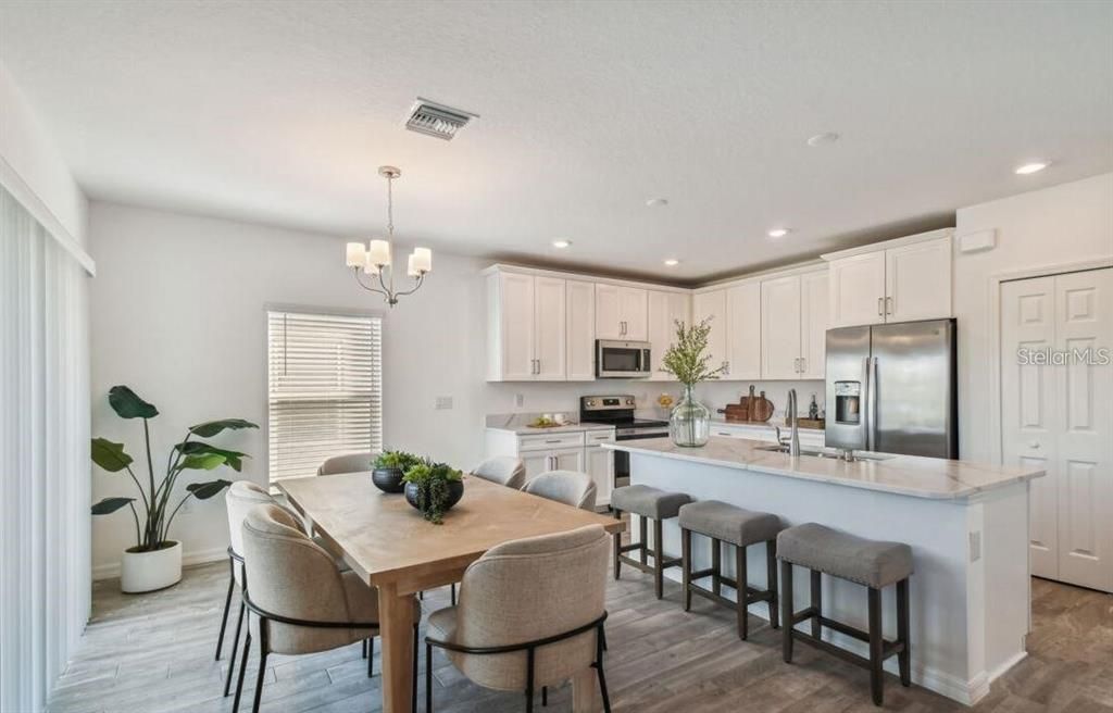 Active With Contract: $314,990 (4 beds, 3 baths, 2134 Square Feet)