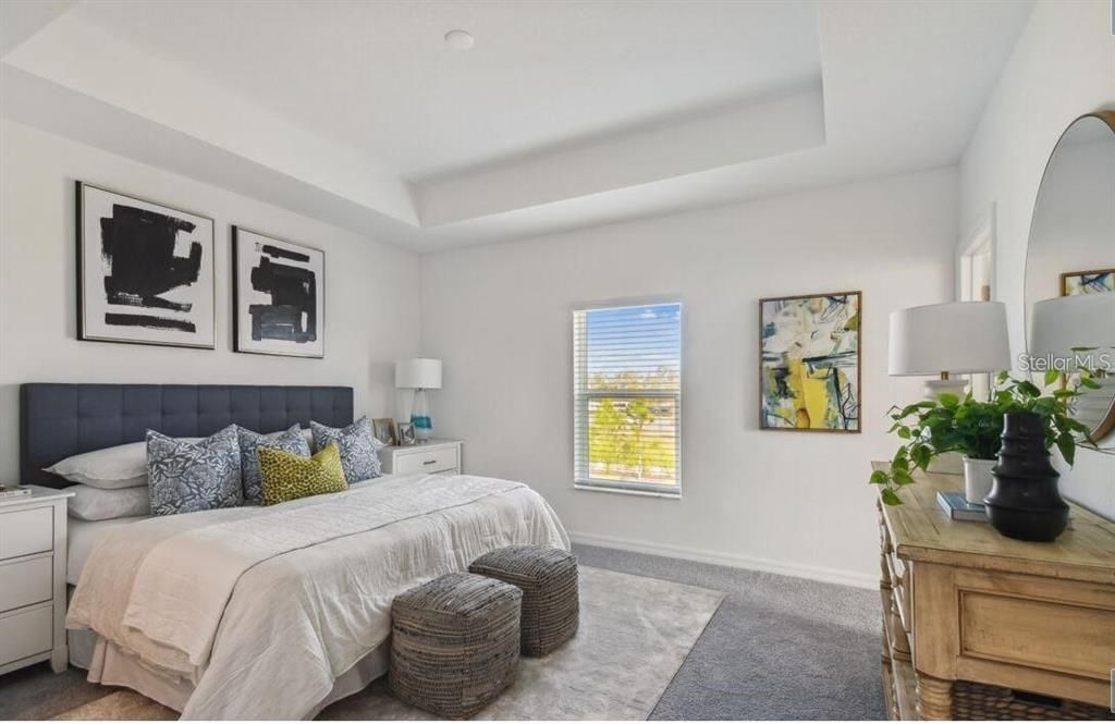 Active With Contract: $314,990 (4 beds, 3 baths, 2134 Square Feet)