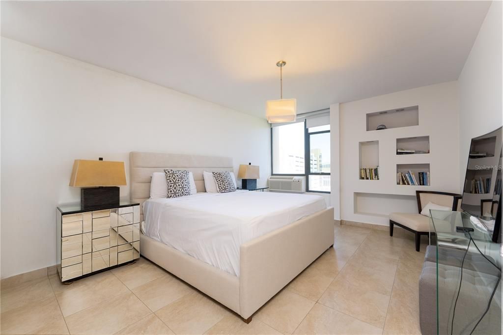 For Rent: $4,500 (2 beds, 2 baths, 1770.45 Square Feet)