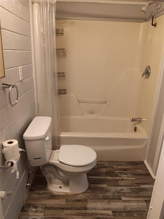 待售: $594,900 (9 贝兹, 0 浴室, 4059 平方英尺)