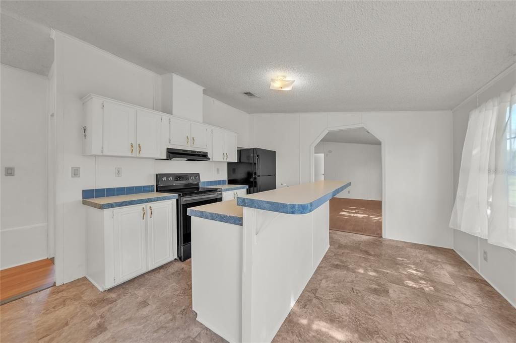 For Sale: $170,000 (3 beds, 2 baths, 1620 Square Feet)