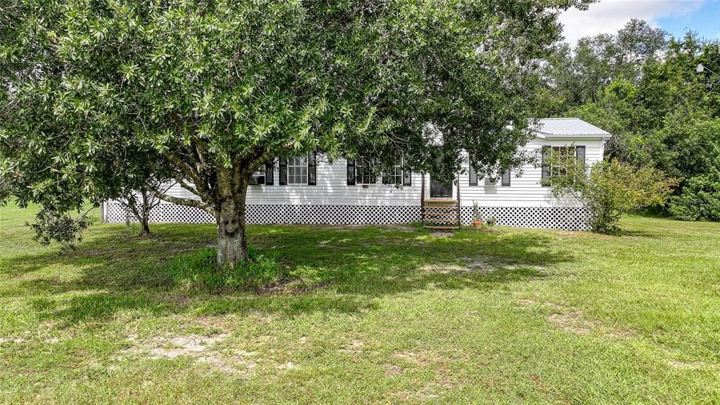 For Sale: $170,000 (3 beds, 2 baths, 1620 Square Feet)