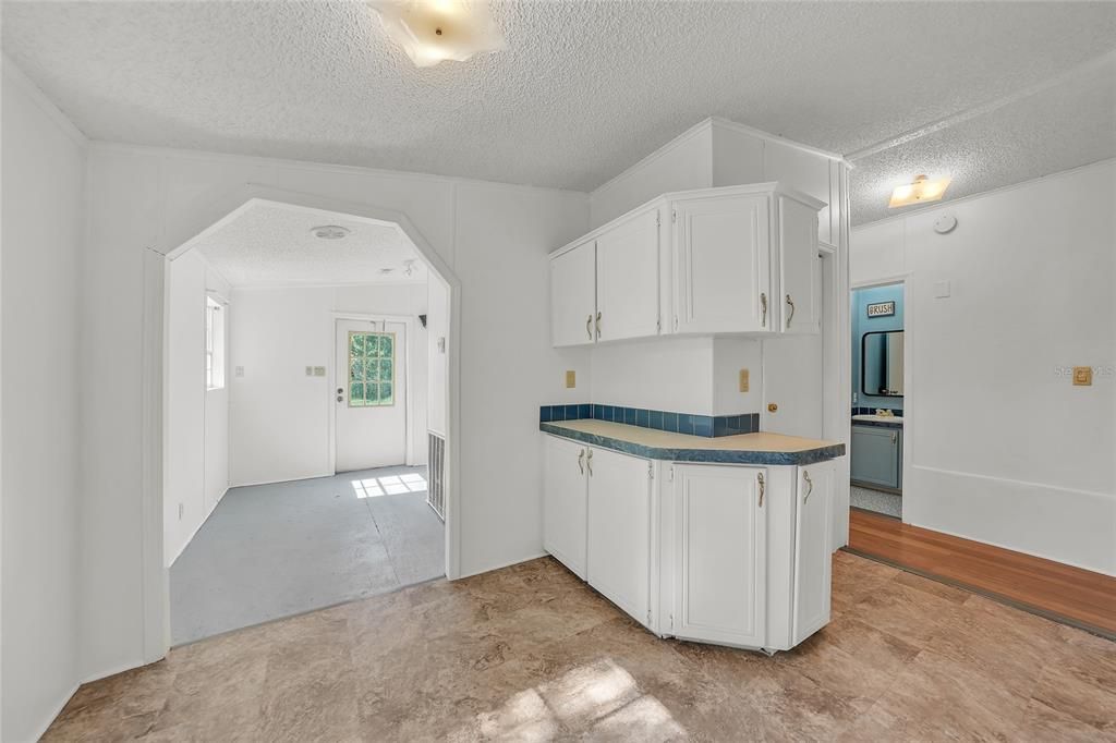 For Sale: $170,000 (3 beds, 2 baths, 1620 Square Feet)