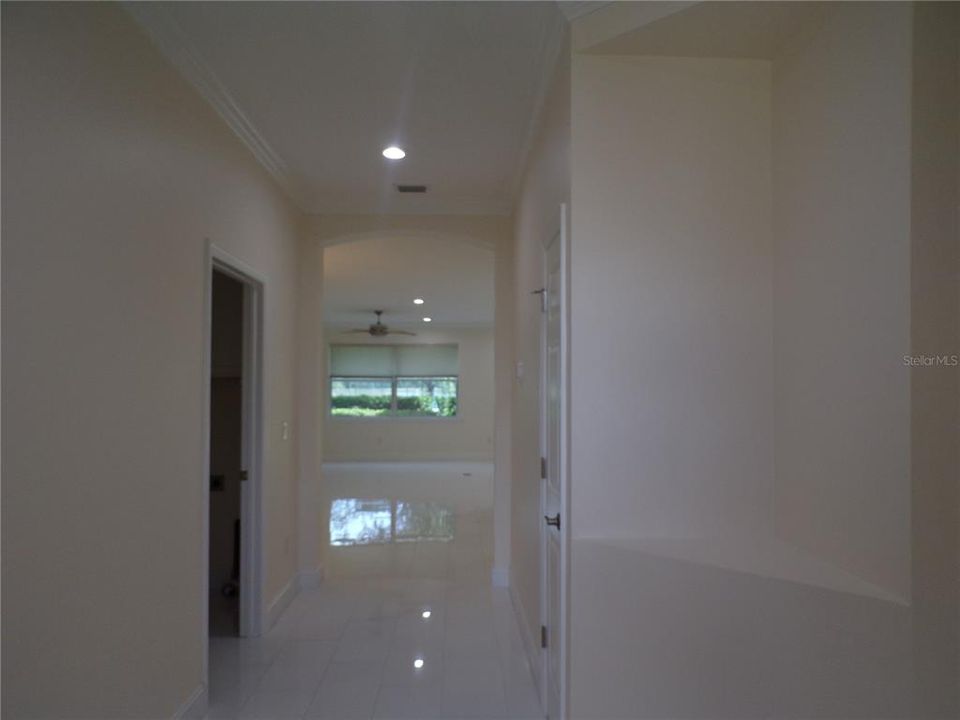 Под контрактом: $2,100 (3 спален, 2 ванн, 1804 Квадратных фут)