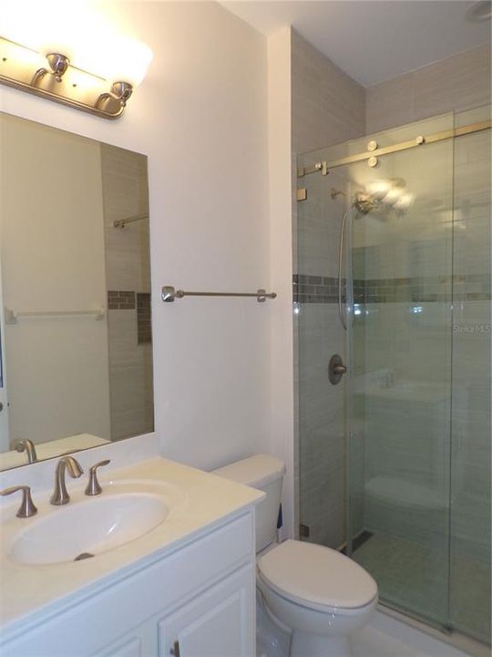 Под контрактом: $2,100 (3 спален, 2 ванн, 1804 Квадратных фут)