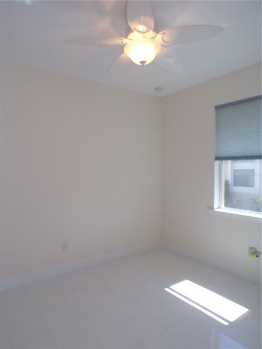 Под контрактом: $2,100 (3 спален, 2 ванн, 1804 Квадратных фут)