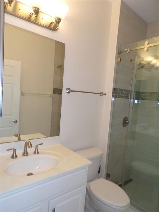 Под контрактом: $2,100 (3 спален, 2 ванн, 1804 Квадратных фут)