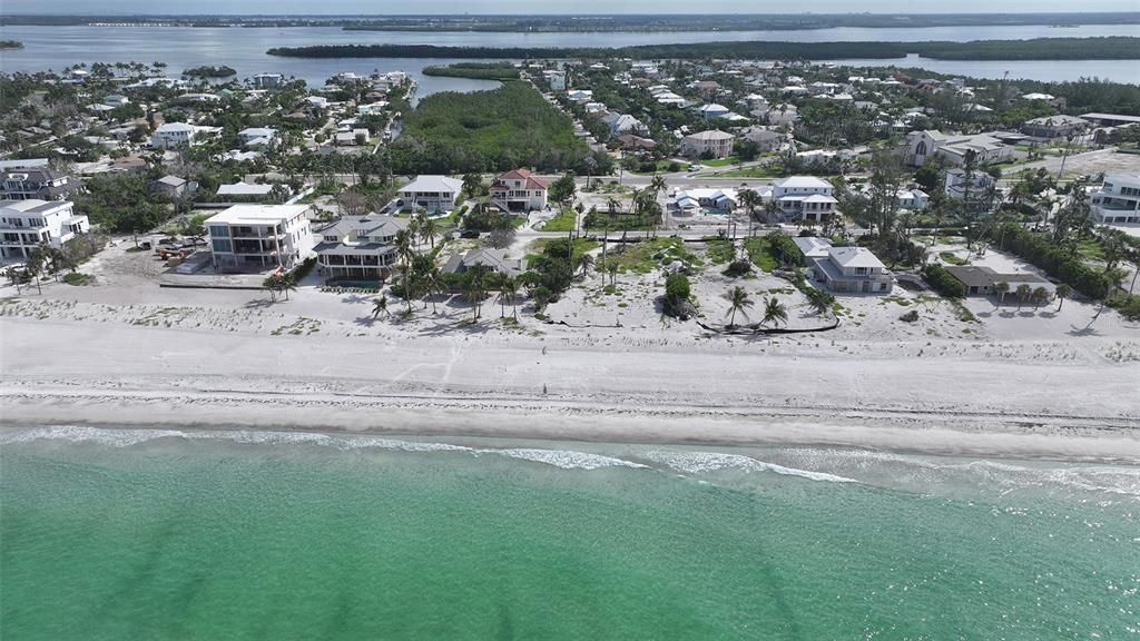 En Venta: $4,550,000 (0.70 acres)