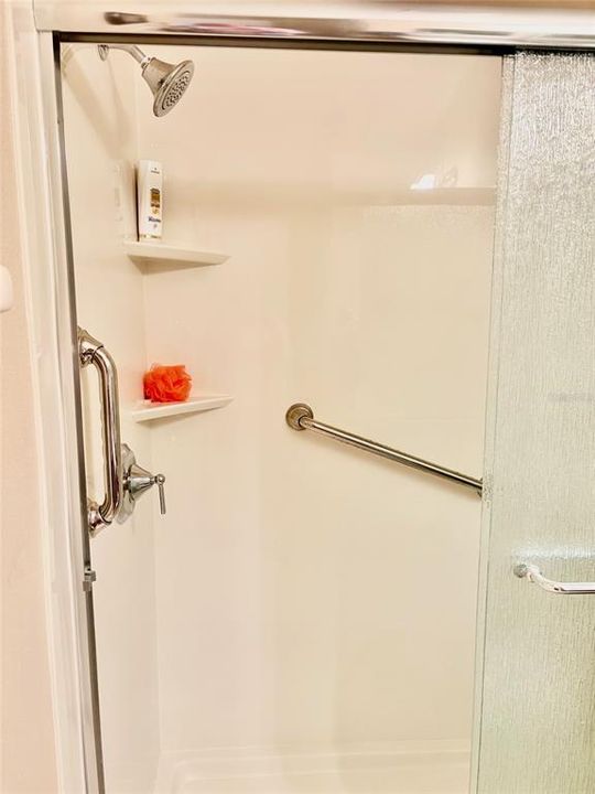 Active With Contract: $399,000 (3 beds, 2 baths, 1627 Square Feet)