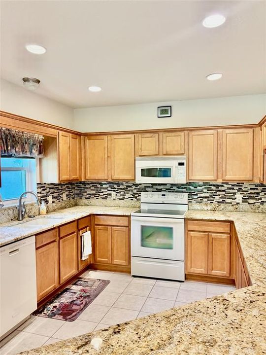 Active With Contract: $399,000 (3 beds, 2 baths, 1627 Square Feet)