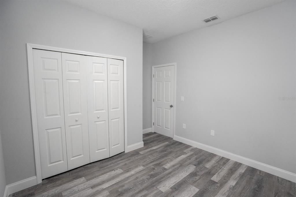 待售: $319,900 (4 贝兹, 2 浴室, 1630 平方英尺)