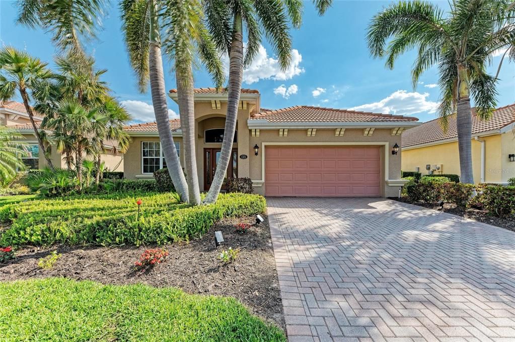 For Rent: $1,950 (3 beds, 2 baths, 2062 Square Feet)