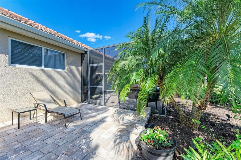 For Rent: $1,950 (3 beds, 2 baths, 2062 Square Feet)