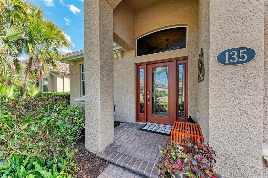 For Rent: $1,950 (3 beds, 2 baths, 2062 Square Feet)