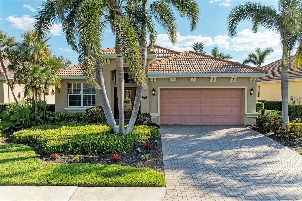 For Rent: $1,950 (3 beds, 2 baths, 2062 Square Feet)