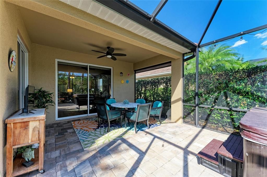For Rent: $1,950 (3 beds, 2 baths, 2062 Square Feet)