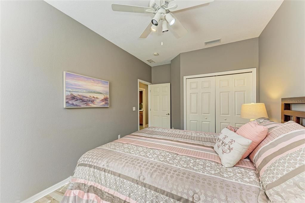 For Rent: $1,950 (3 beds, 2 baths, 2062 Square Feet)