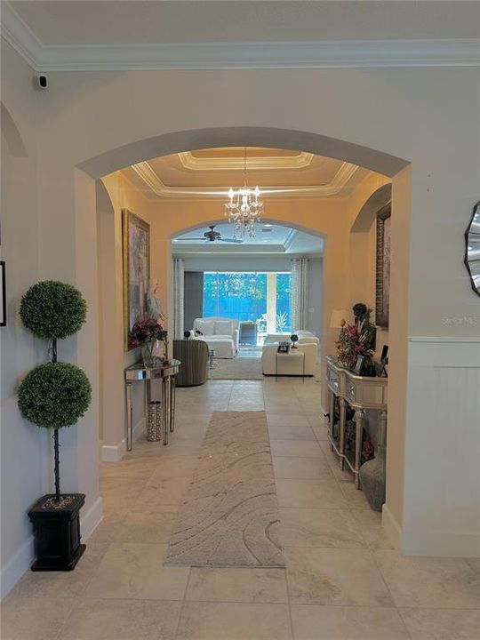 En Venta: $789,000 (5 camas, 3 baños, 3228 Pies cuadrados)