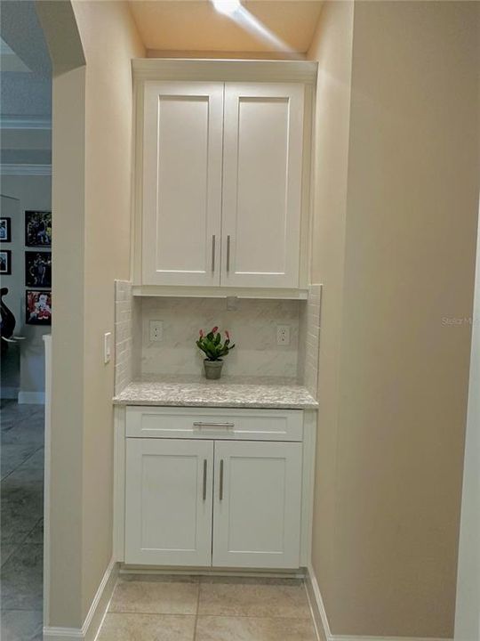 En Venta: $789,000 (5 camas, 3 baños, 3228 Pies cuadrados)