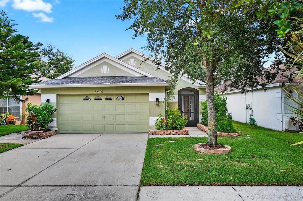 Recently Sold: $325,000 (3 beds, 2 baths, 1248 Square Feet)