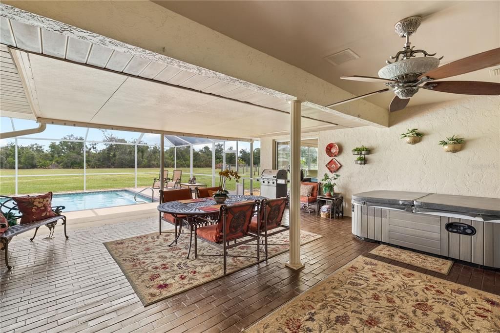 待售: $829,000 (4 贝兹, 2 浴室, 3259 平方英尺)