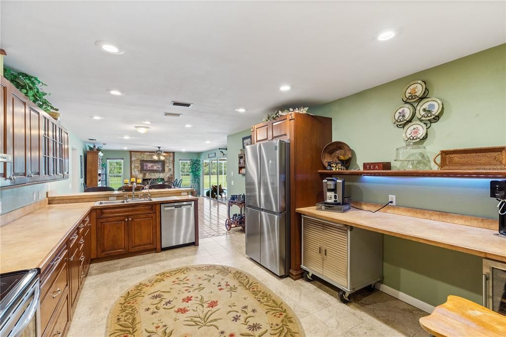 待售: $829,000 (4 贝兹, 2 浴室, 3259 平方英尺)