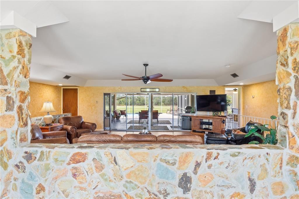 待售: $829,000 (4 贝兹, 2 浴室, 3259 平方英尺)