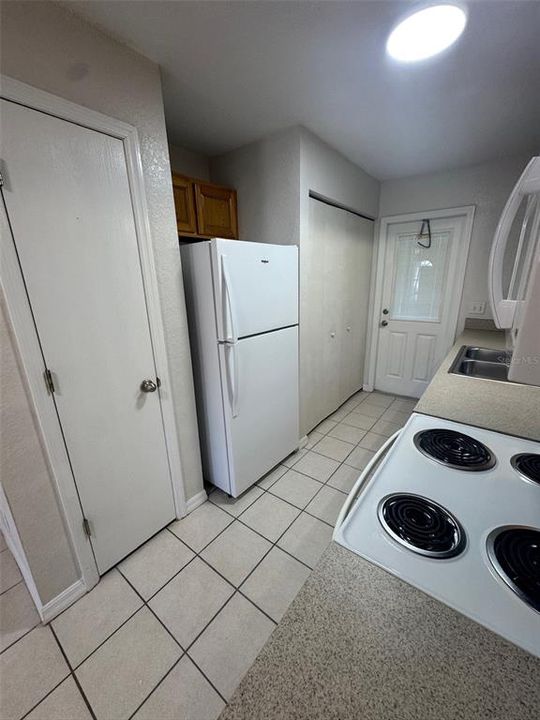 En Renta: $1,249 (2 camas, 1 baños, 800 Pies cuadrados)