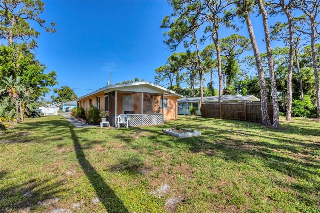 На продажу: $340,000 (2 спален, 0 ванн, 1031 Квадратных фут)