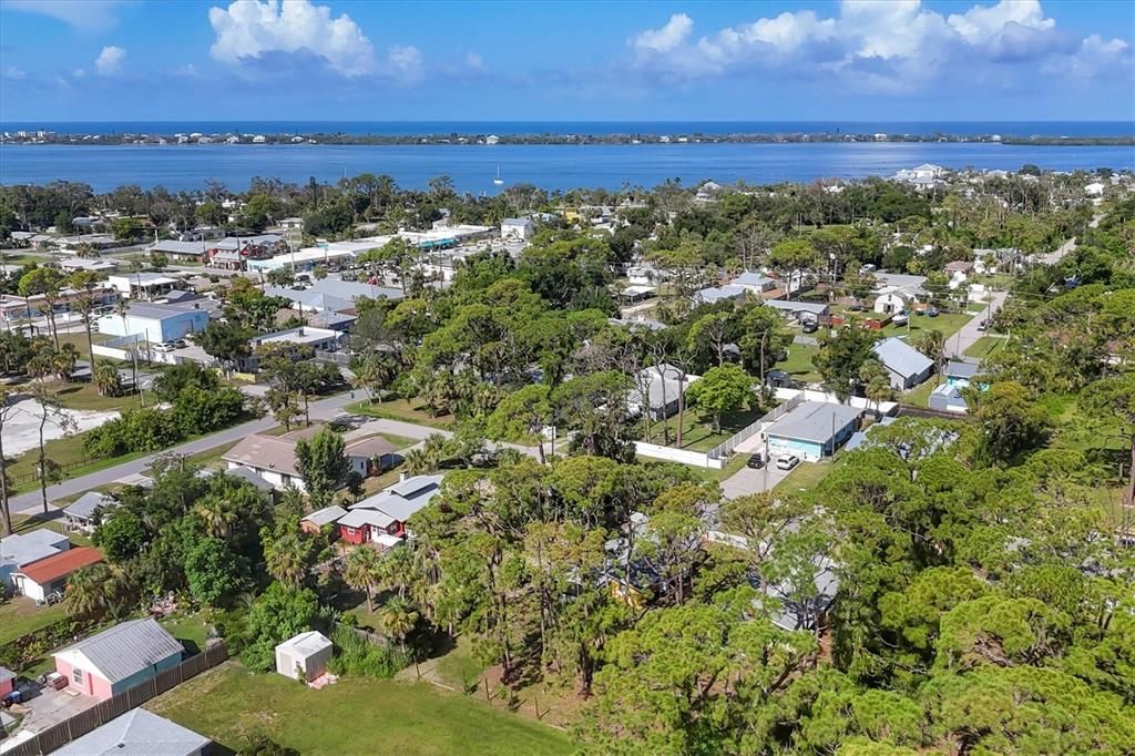 На продажу: $340,000 (2 спален, 0 ванн, 1031 Квадратных фут)