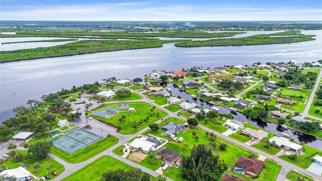 For Rent: $4,000 (3 beds, 2 baths, 1807 Square Feet)