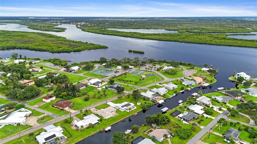 For Rent: $4,000 (3 beds, 2 baths, 1807 Square Feet)