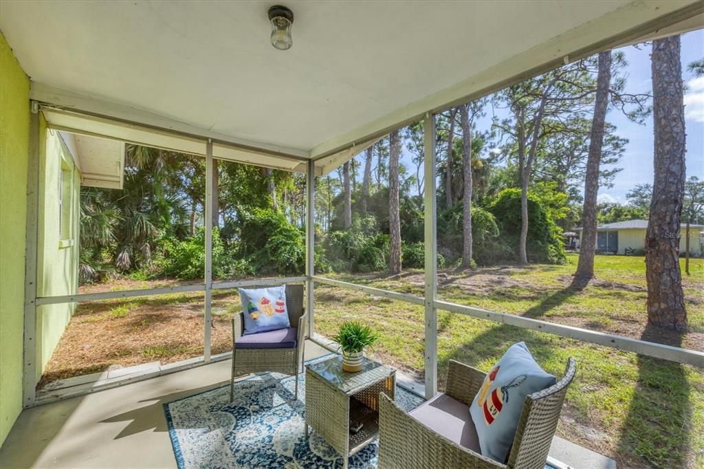 待售: $340,000 (2 贝兹, 0 浴室, 1031 平方英尺)