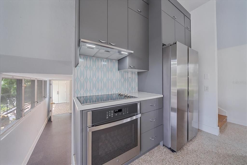 合同活跃: $825,000 (3 贝兹, 2 浴室, 1869 平方英尺)