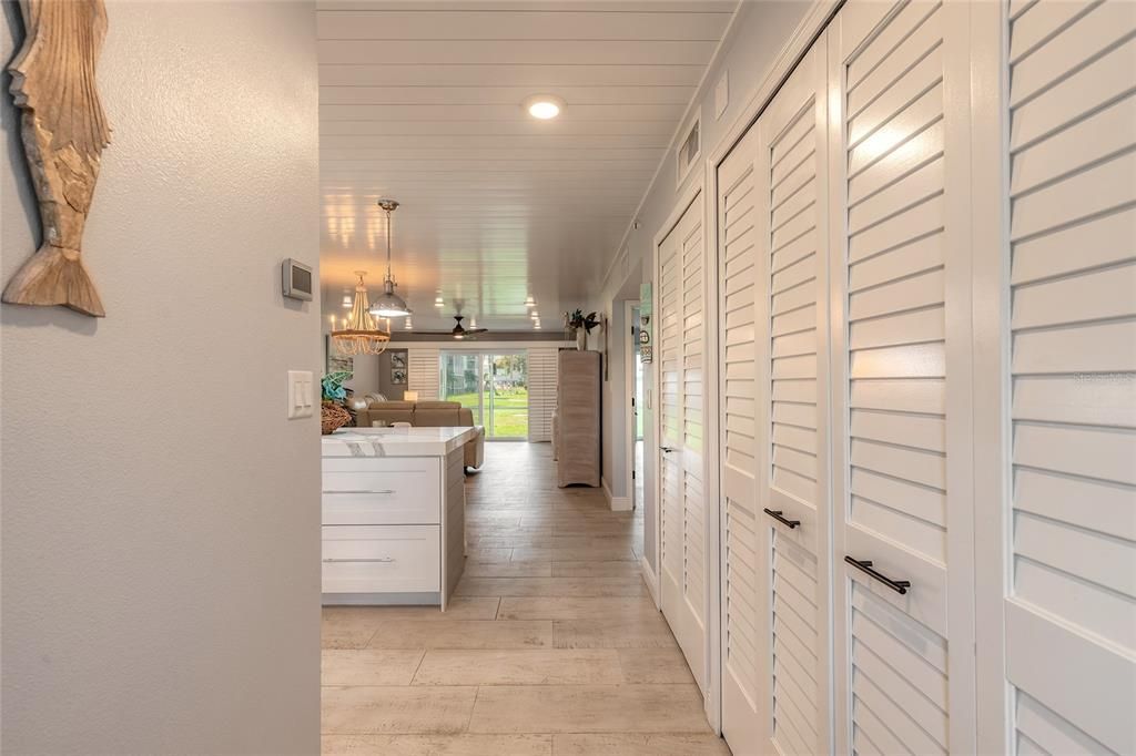 待售: $469,900 (2 贝兹, 2 浴室, 1134 平方英尺)