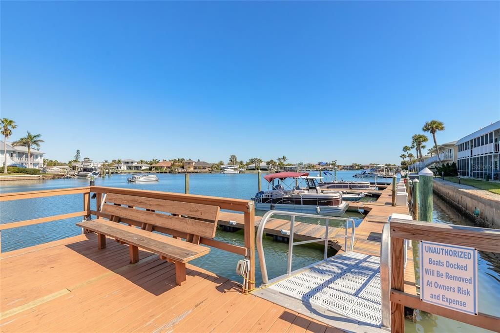 待售: $469,900 (2 贝兹, 2 浴室, 1134 平方英尺)