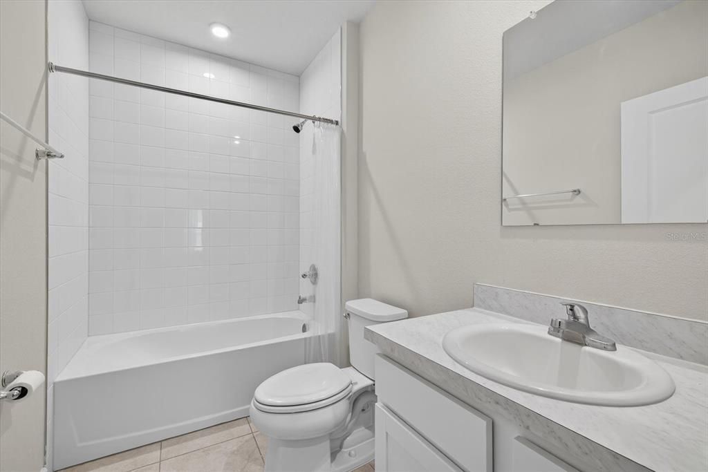 Под контрактом: $280,000 (3 спален, 2 ванн, 1333 Квадратных фут)