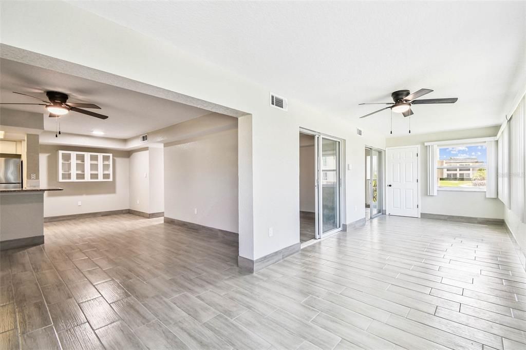 待售: $100,000 (2 贝兹, 2 浴室, 1088 平方英尺)