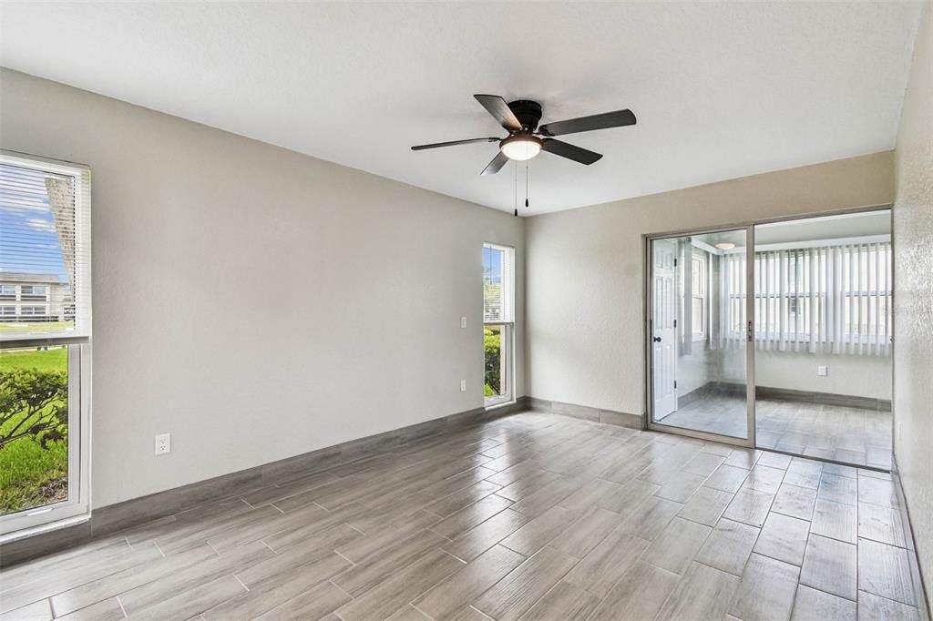 待售: $100,000 (2 贝兹, 2 浴室, 1088 平方英尺)