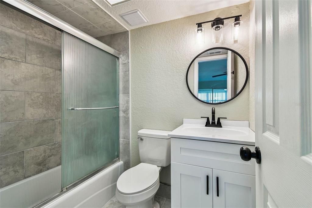 待售: $100,000 (2 贝兹, 2 浴室, 1088 平方英尺)