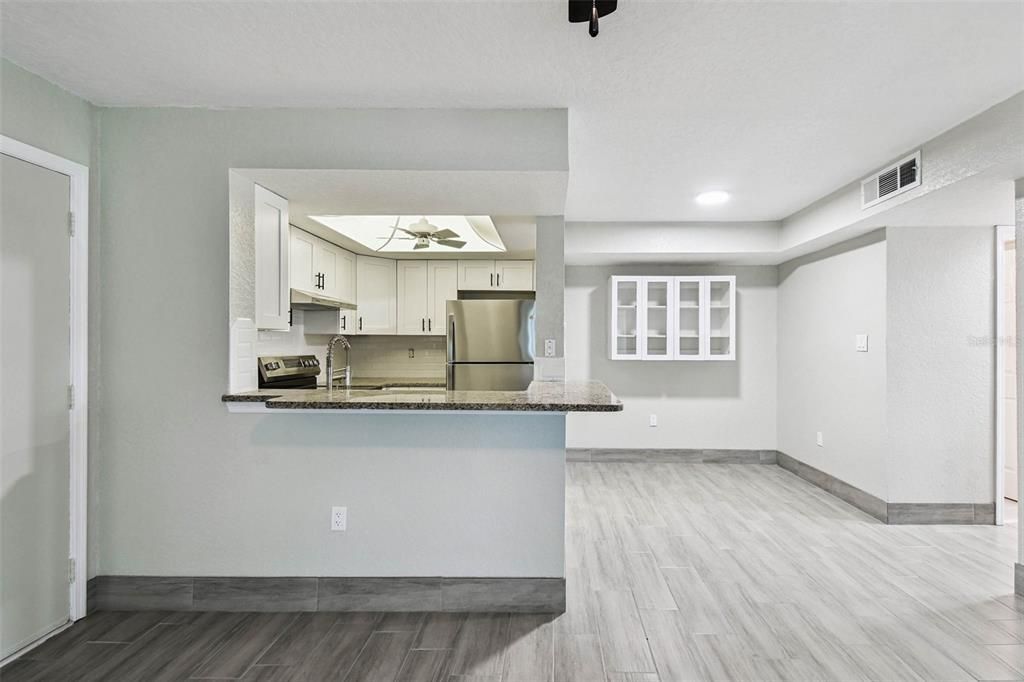 待售: $100,000 (2 贝兹, 2 浴室, 1088 平方英尺)