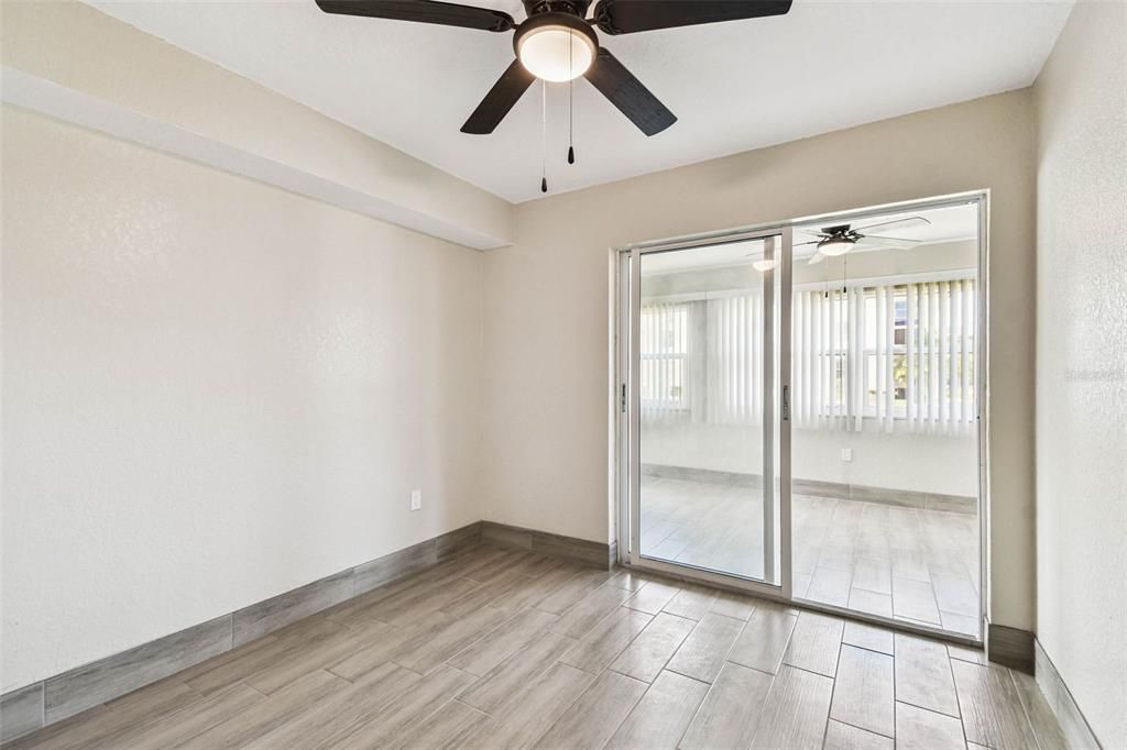 待售: $100,000 (2 贝兹, 2 浴室, 1088 平方英尺)