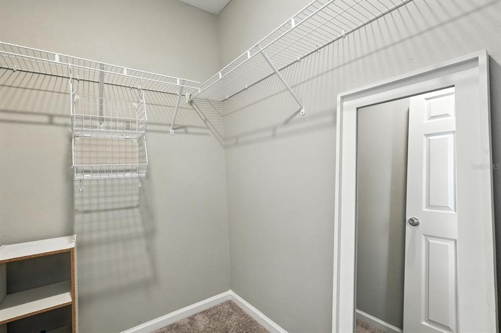 На продажу: $278,000 (3 спален, 2 ванн, 1354 Квадратных фут)