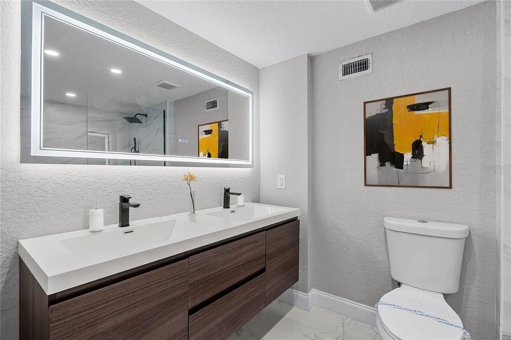 En Venta: $1,660,000 (5 camas, 4 baños, 3805 Pies cuadrados)