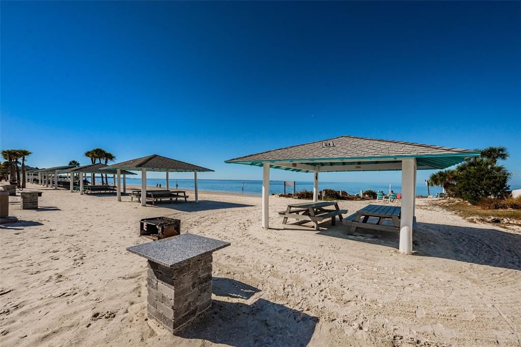 待售: $290,000 (3 贝兹, 3 浴室, 1710 平方英尺)