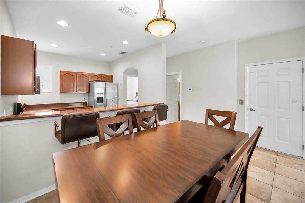 待售: $290,000 (3 贝兹, 3 浴室, 1710 平方英尺)