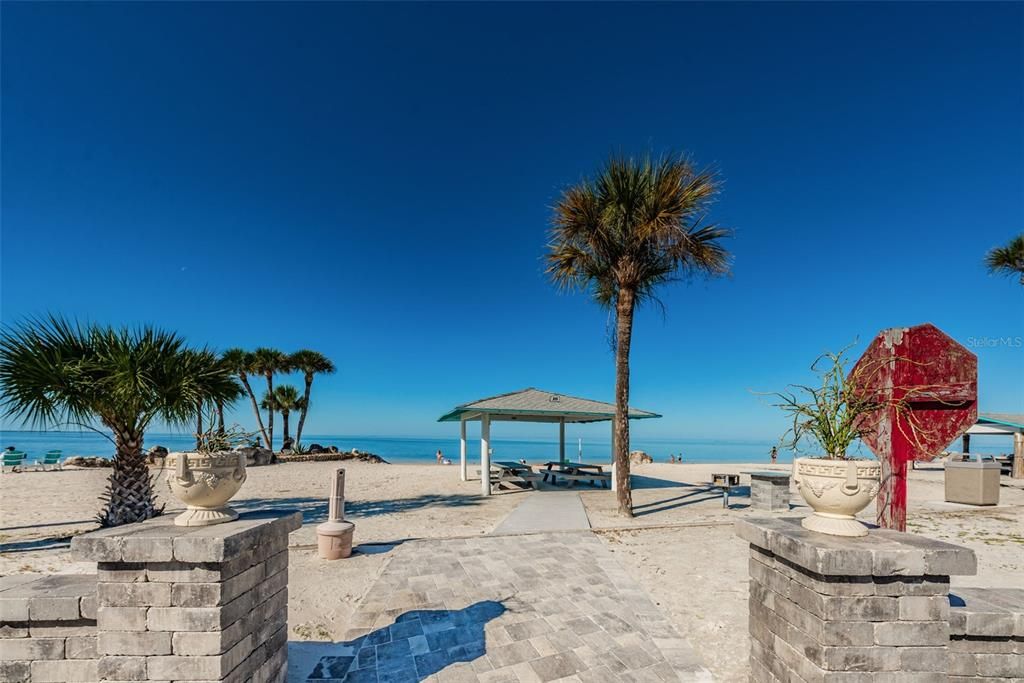 待售: $290,000 (3 贝兹, 3 浴室, 1710 平方英尺)