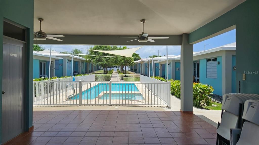 出租: $1,400 (2 贝兹, 1 浴室, 5219 平方英尺)