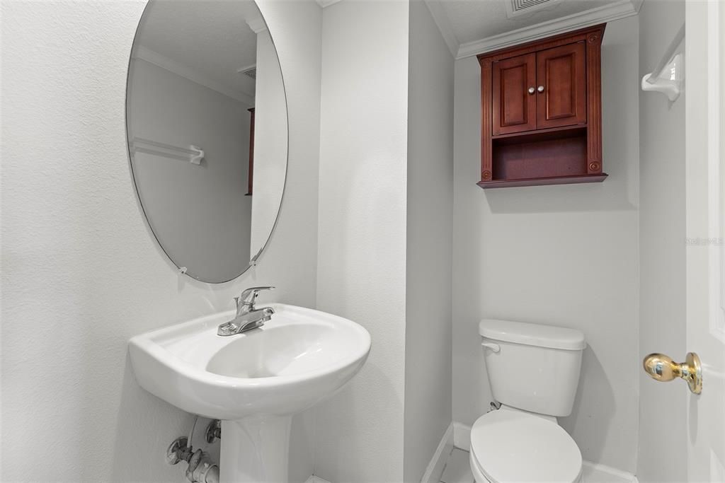 Active With Contract: $3,700 (3 beds, 2 baths, 1528 Square Feet)