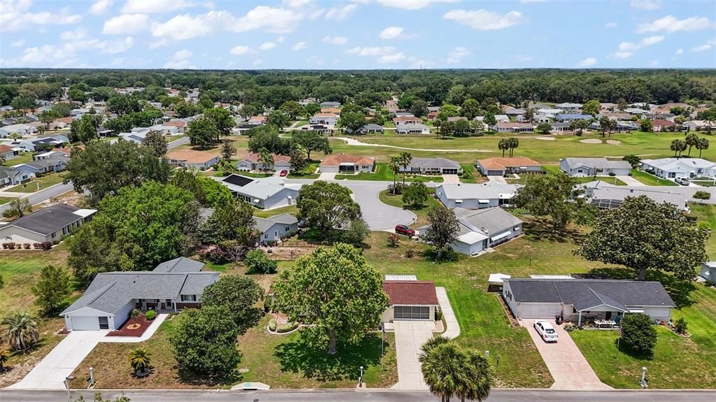 合同活跃: $234,900 (2 贝兹, 2 浴室, 1548 平方英尺)